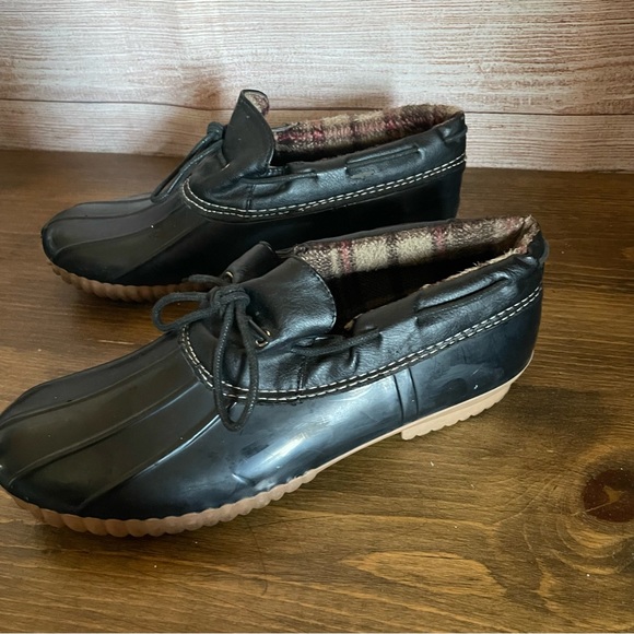 Cape Robbin Black Rubber Low Rain Duck Shoes 9.5 winter comfy - Picture 3 of 10